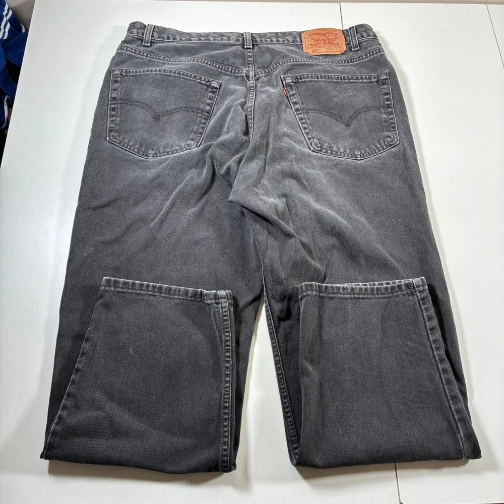 Levi's 550 Jeans 38x29 Black Faded Relaxed Tapered Denim Made in Canada‎ 40x30